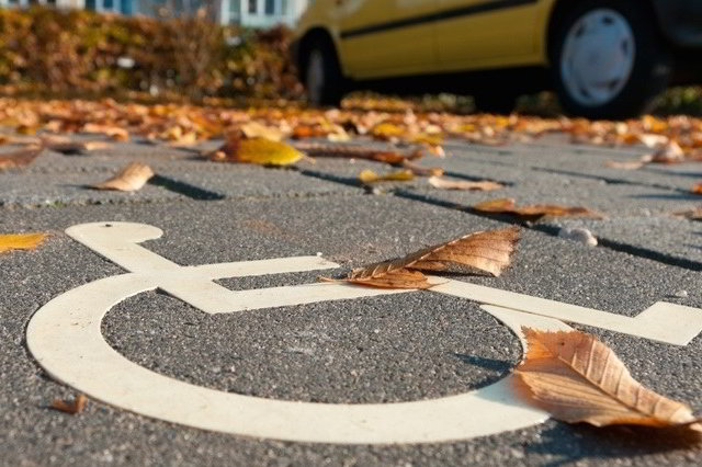 logo handicap parking